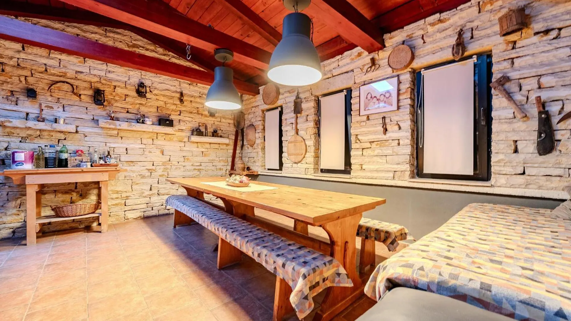 بيت للعطل Lovely Home In Zagrad كرواتيا